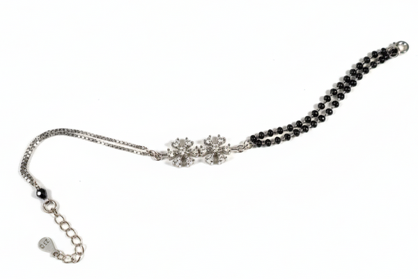 The Noir Bloom Hand Mangalsutra