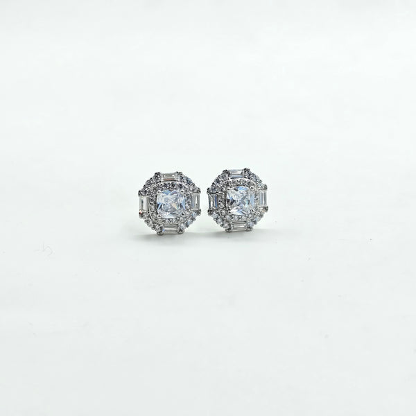 Nova Glow Studs