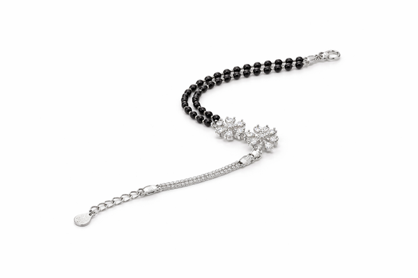 The Noir Bloom Hand Mangalsutra