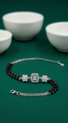 The Neo-Trad Hand Mangalsutra