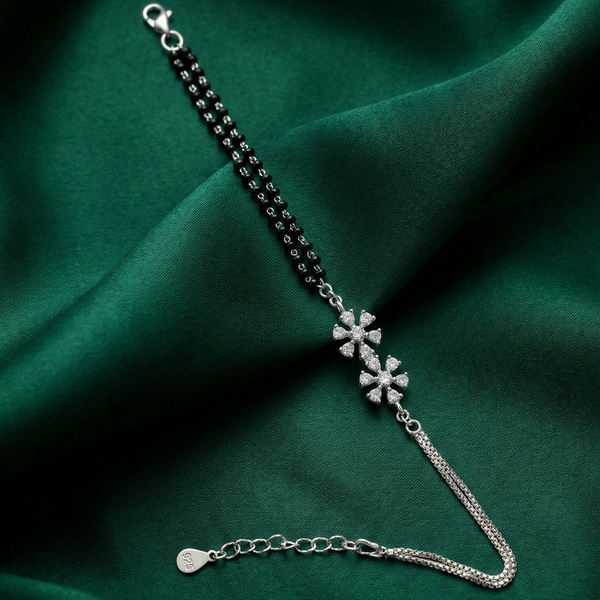 The Noir Bloom Hand Mangalsutra