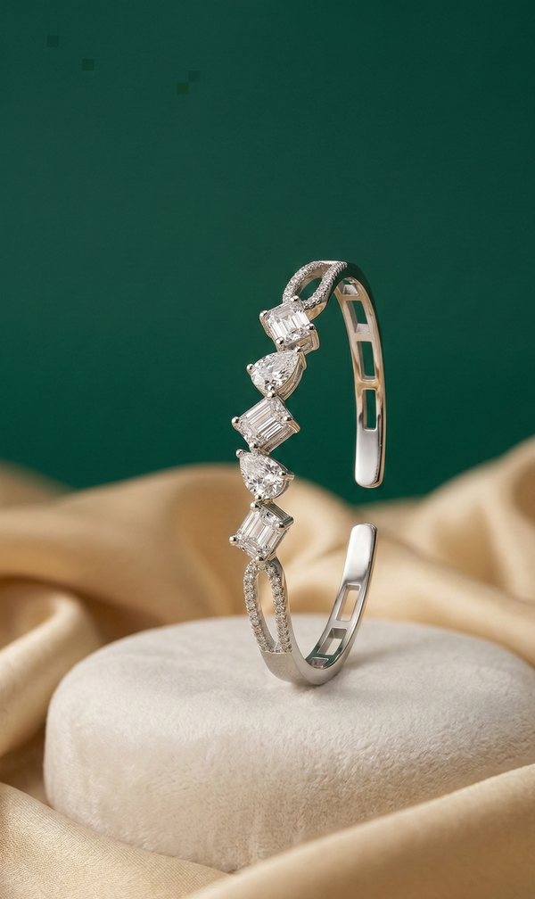 Celeste Spark Silver Kada