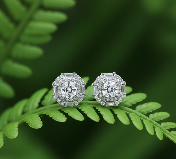 Nova Glow Studs